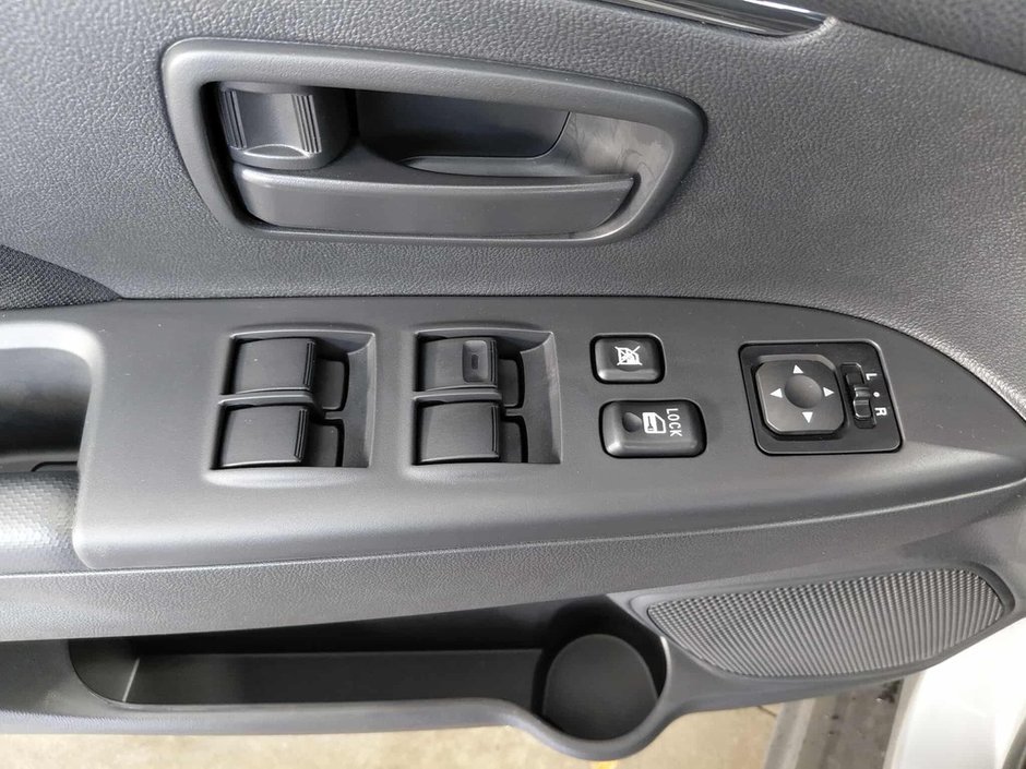 Mitsubishi RVR ES FWD 2026-10