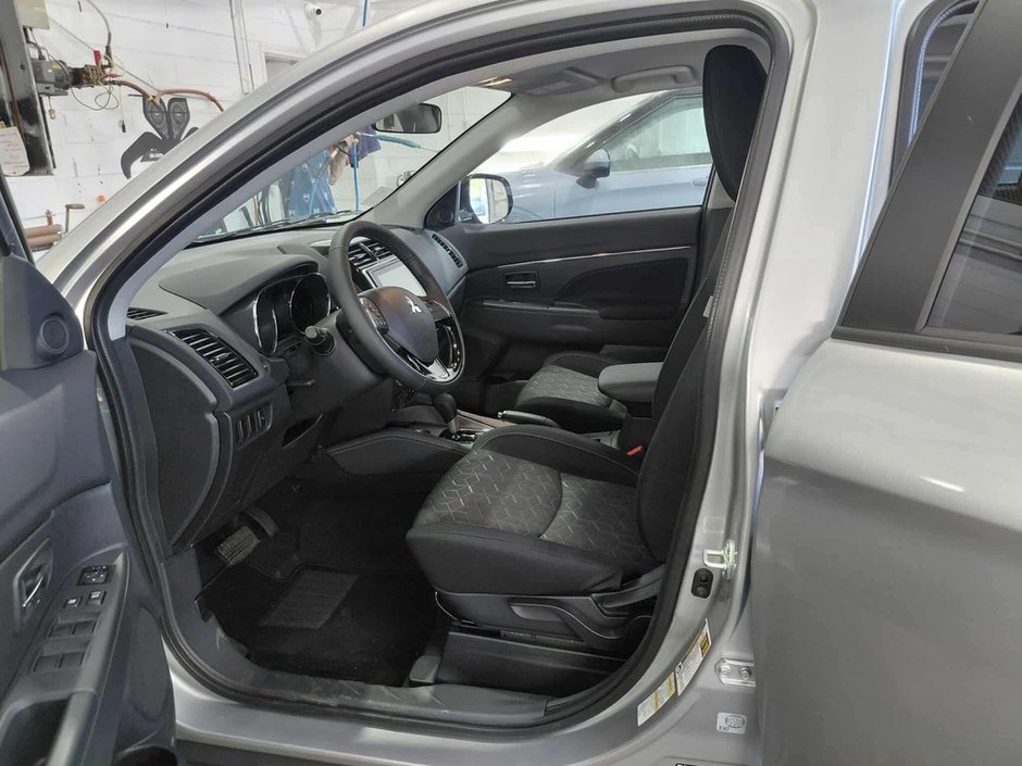 2026 Mitsubishi RVR SE AWC-20