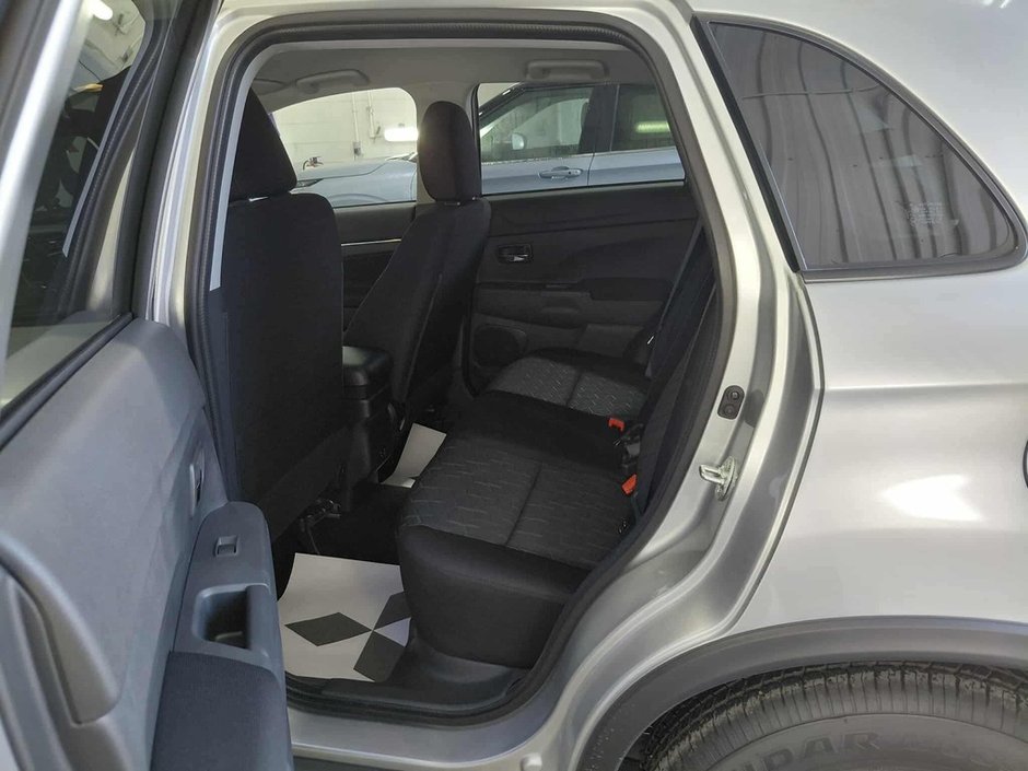 2026 Mitsubishi RVR SE AWC-19