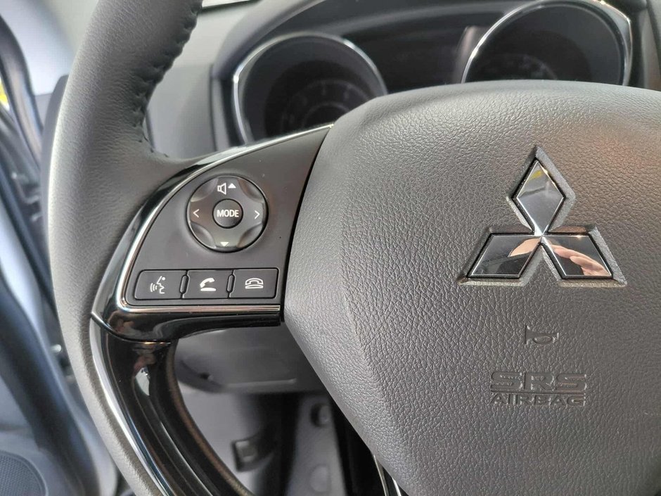 2026 Mitsubishi RVR SE AWC-11