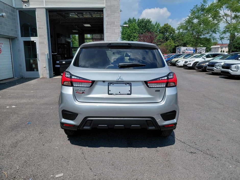 2026 Mitsubishi RVR SE AWC-3