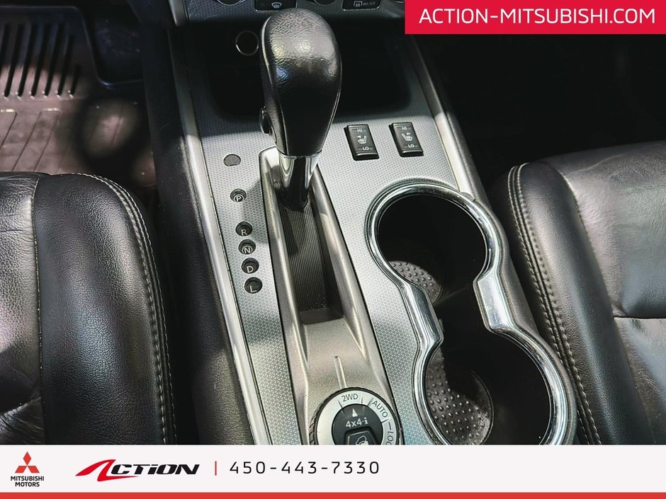 Nissan Pathfinder SL AWD Toit Ouvrant Cuir Caméra de Recul Mags 2017-27