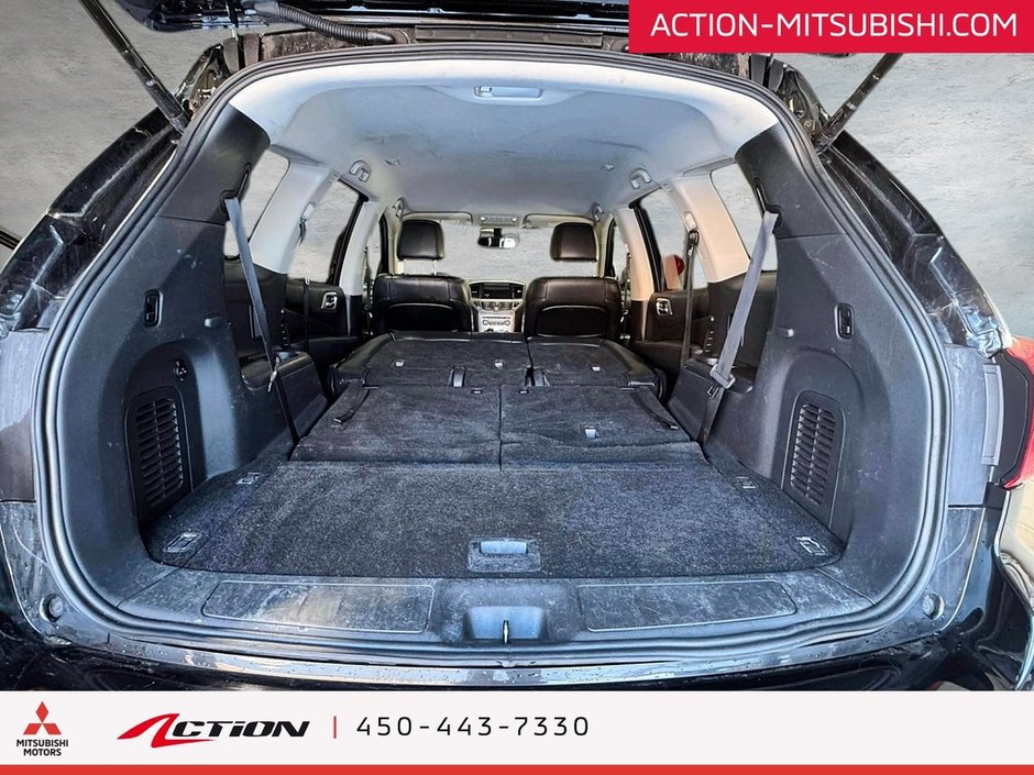 Nissan Pathfinder SL AWD Toit Ouvrant Cuir Caméra de Recul Mags 2017-14