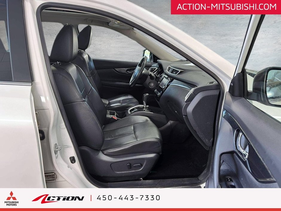 Nissan Rogue SL AWD Toit Ouvrant Cuir Caméra de Recul Mags 2016-14