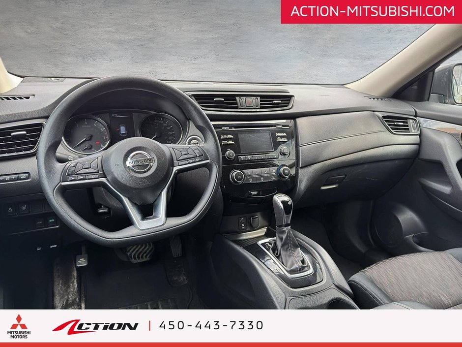 2017 Nissan Rogue SV CAMÉRA DE RECUL SIÈGES CHAUFFANT MAGS 17 PO-16