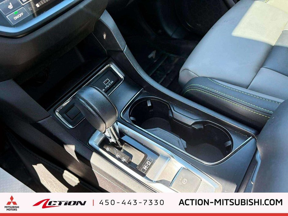 Subaru Ascent Onyx Toit Pano Cuir Mags Volant Chauffant 2023-22
