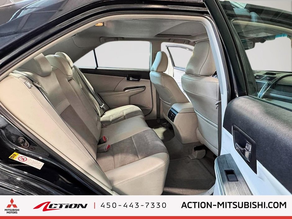 2012 Toyota Camry Hybrid XLE Toit Ouvrant Sièges Chauffants Air Climatisé-13