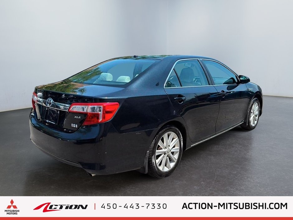 2012 Toyota Camry Hybrid XLE Toit Ouvrant Sièges Chauffants Air Climatisé-4