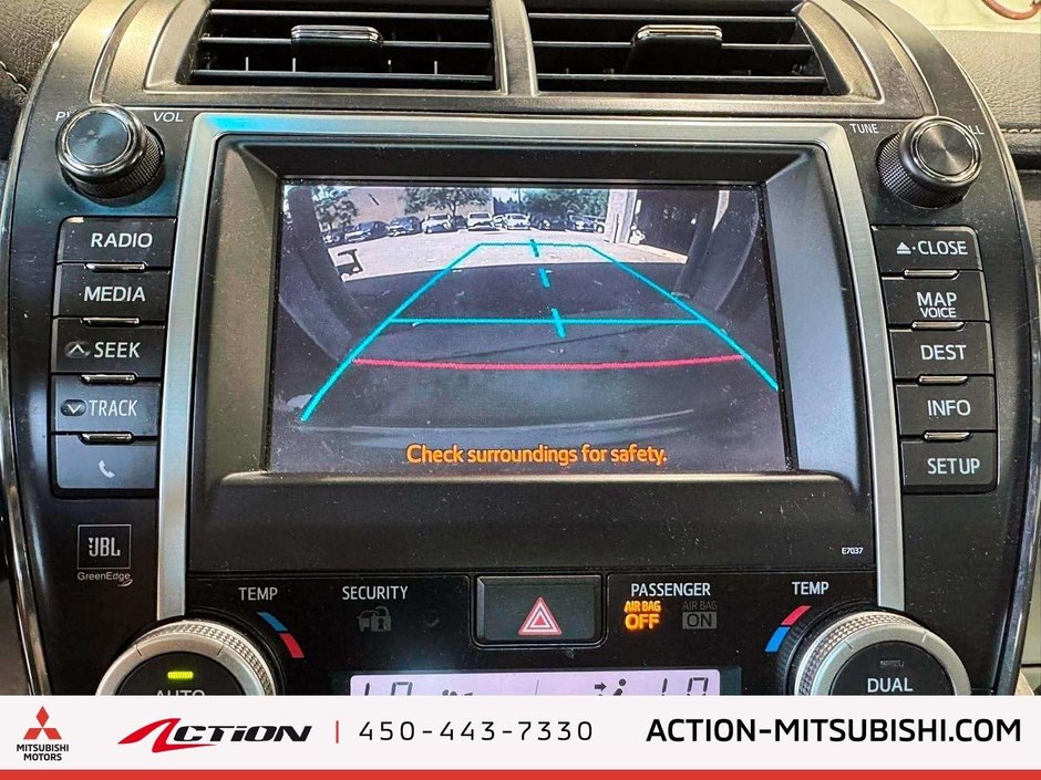 2012 Toyota Camry XLE-20