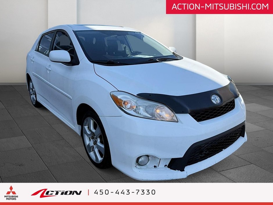 Toyota Matrix MANUEL  AIR CLIMATISÉ . RADIO (AM+FM+CD) 2011-2