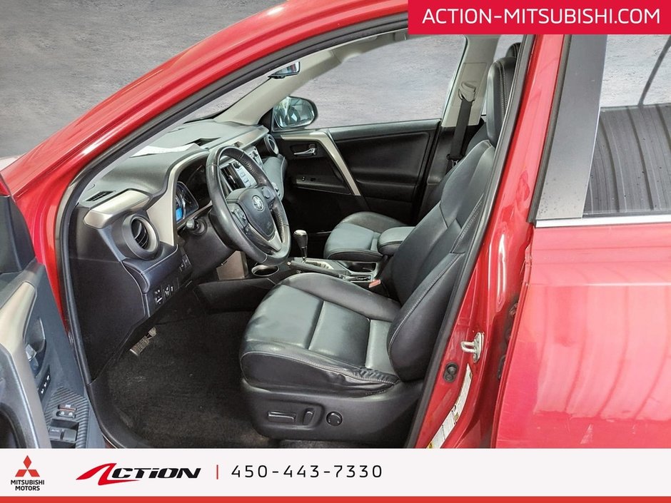 2013 Toyota RAV4 Limited AWD Toit Cuir Sièges Chauffants Mags 17 Po-9