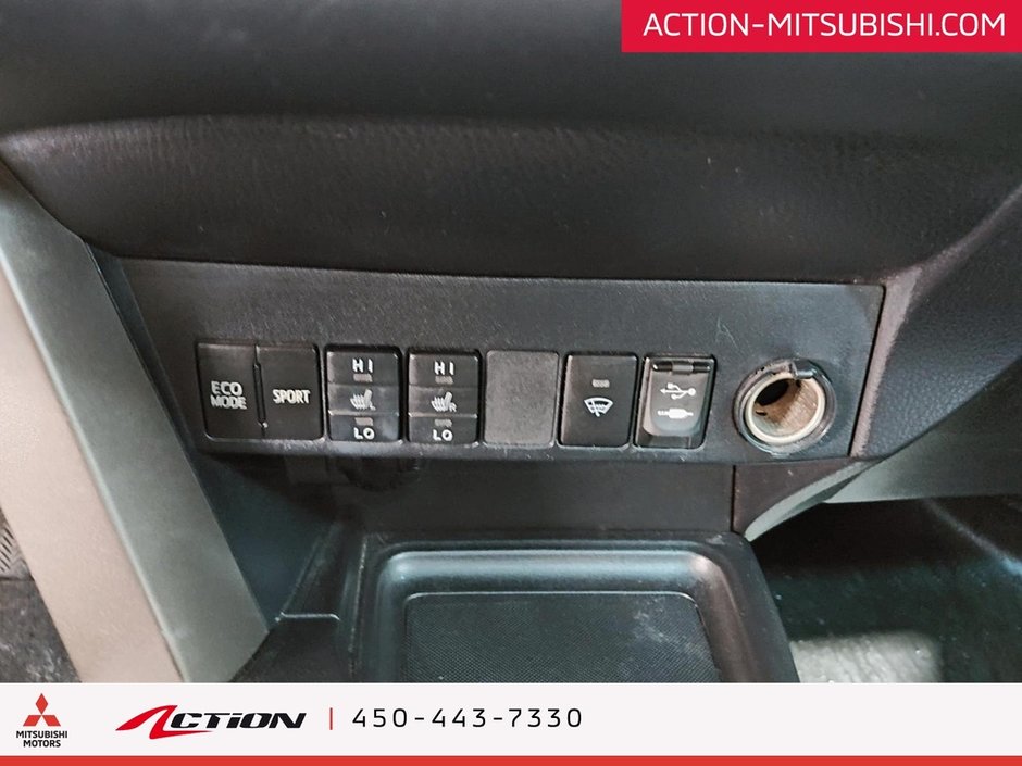 2013 Toyota RAV4 Limited AWD Toit Cuir Sièges Chauffants Mags 17 Po-26