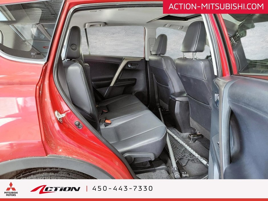 2013 Toyota RAV4 Limited AWD Toit Cuir Sièges Chauffants Mags 17 Po-13