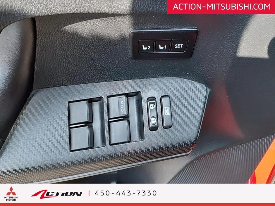 2013 Toyota RAV4 Limited AWD Toit Cuir Sièges Chauffants Mags 17 Po-15