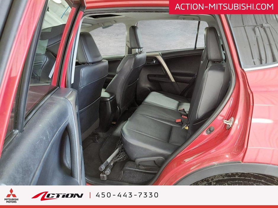 2013 Toyota RAV4 Limited AWD Toit Cuir Sièges Chauffants Mags 17 Po-10