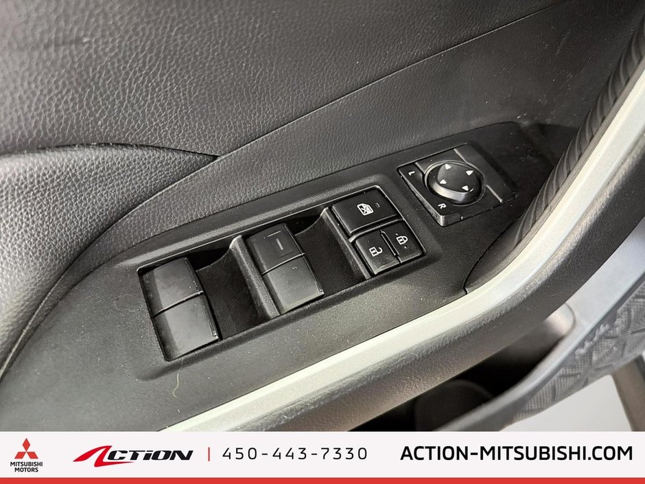 2023 Toyota RAV4 LE AWD A/c Attache Remorque  Bluetooth Mags 17''-12