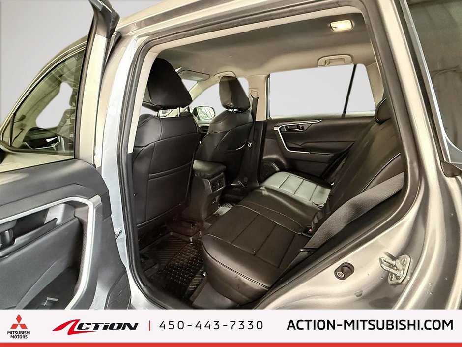 2023 Toyota RAV4 LE AWD A/c Attache Remorque  Bluetooth Mags 17''-9