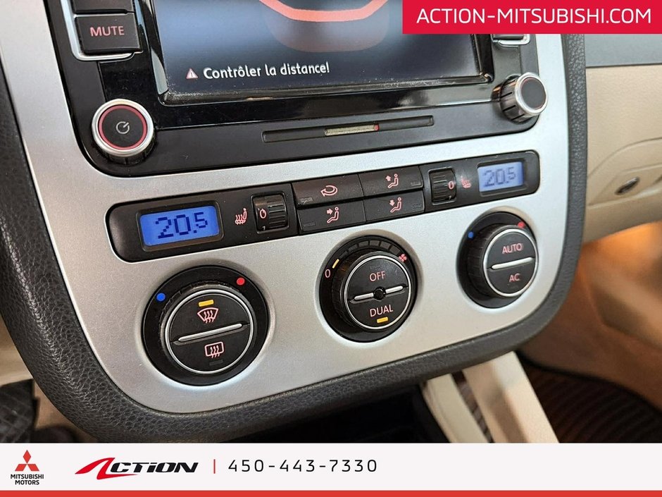 2009 Volkswagen Eos CONVERTIBLE TOIT DURE Comfortline NAVIGATION A/C-17