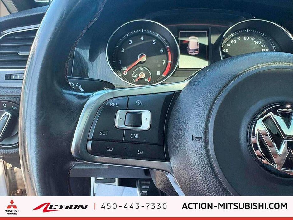 2016 Volkswagen Golf GTI Autobahn Toit Ouvrant Sièges Chauffants Rotiform-15