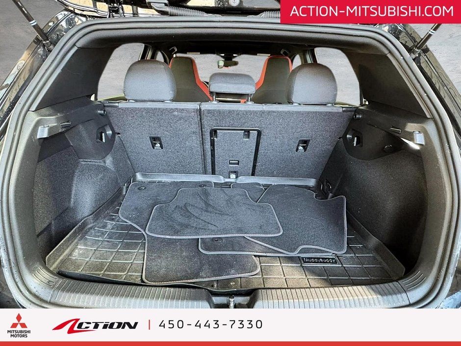 2024 Volkswagen Golf GTI DSG Toit Ouvrant Sièges chauffants Mags-12