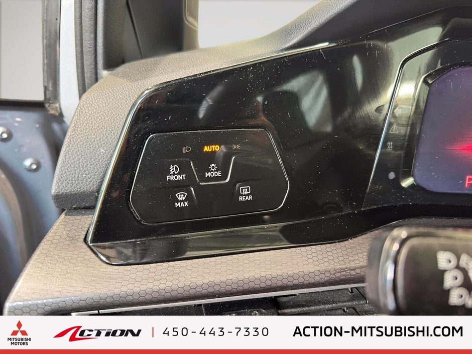 2024 Volkswagen Golf GTI DSG Toit Ouvrant Sièges chauffants Mags-15