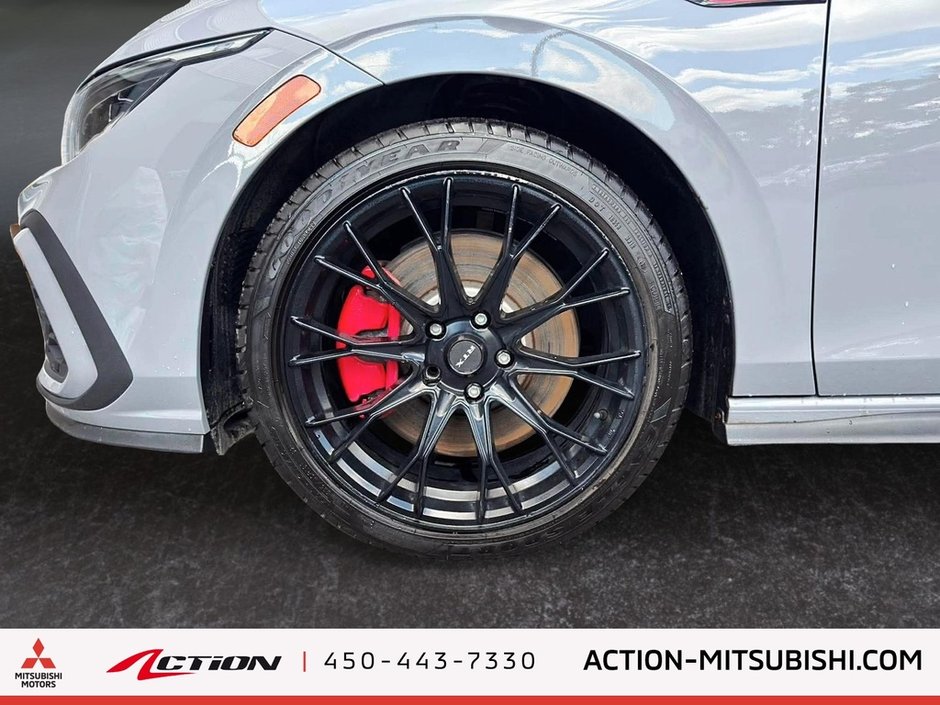 2024 Volkswagen Golf GTI DSG Toit Ouvrant Sièges chauffants Mags-8