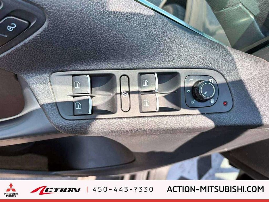2016 Volkswagen Tiguan Highline Fender Toit Pano Cuir Mags Navi-22