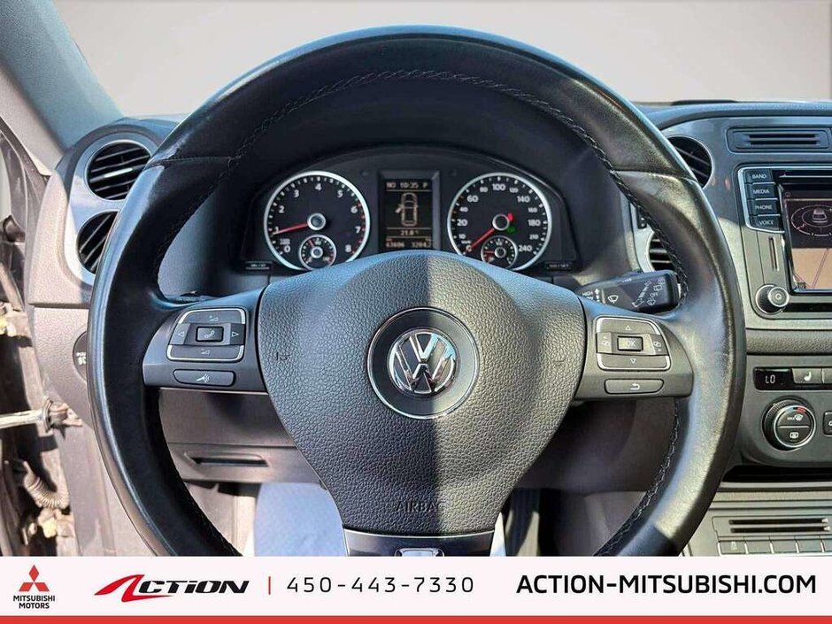 2016 Volkswagen Tiguan Highline Fender Toit Pano Cuir Mags Navi-15