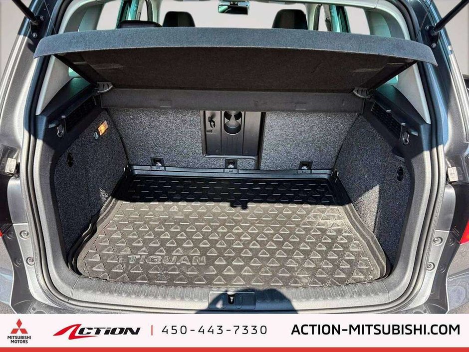 2016 Volkswagen Tiguan Highline Fender Toit Pano Cuir Mags Navi-11