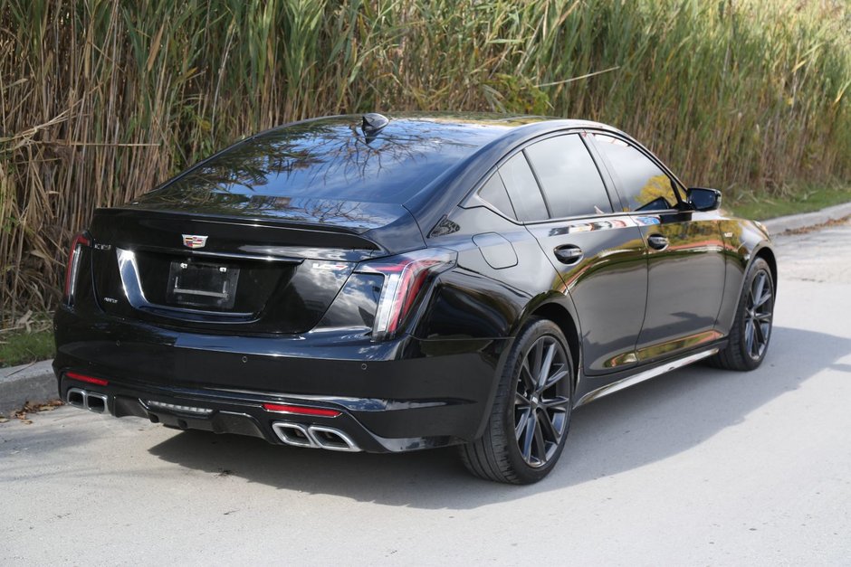 2024 Cadillac CT5-V-8