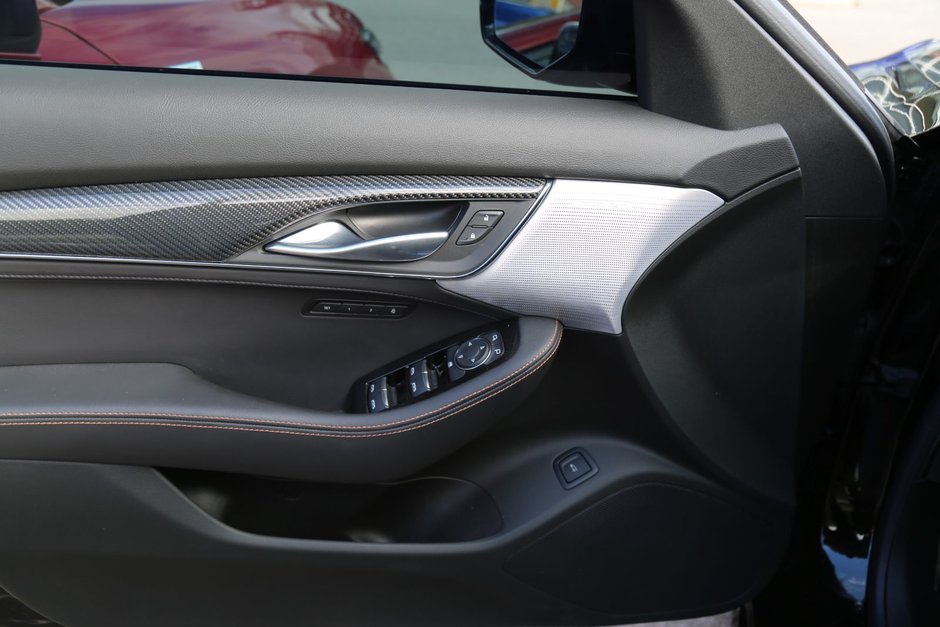 2024 Cadillac CT5-V-11