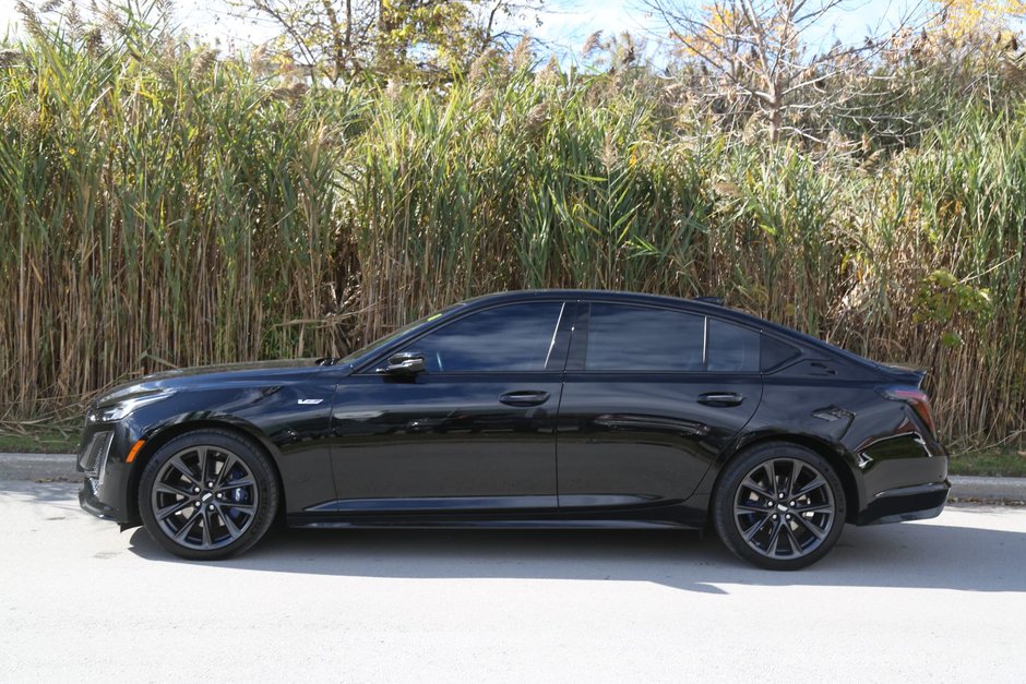 2024 Cadillac CT5-V-1