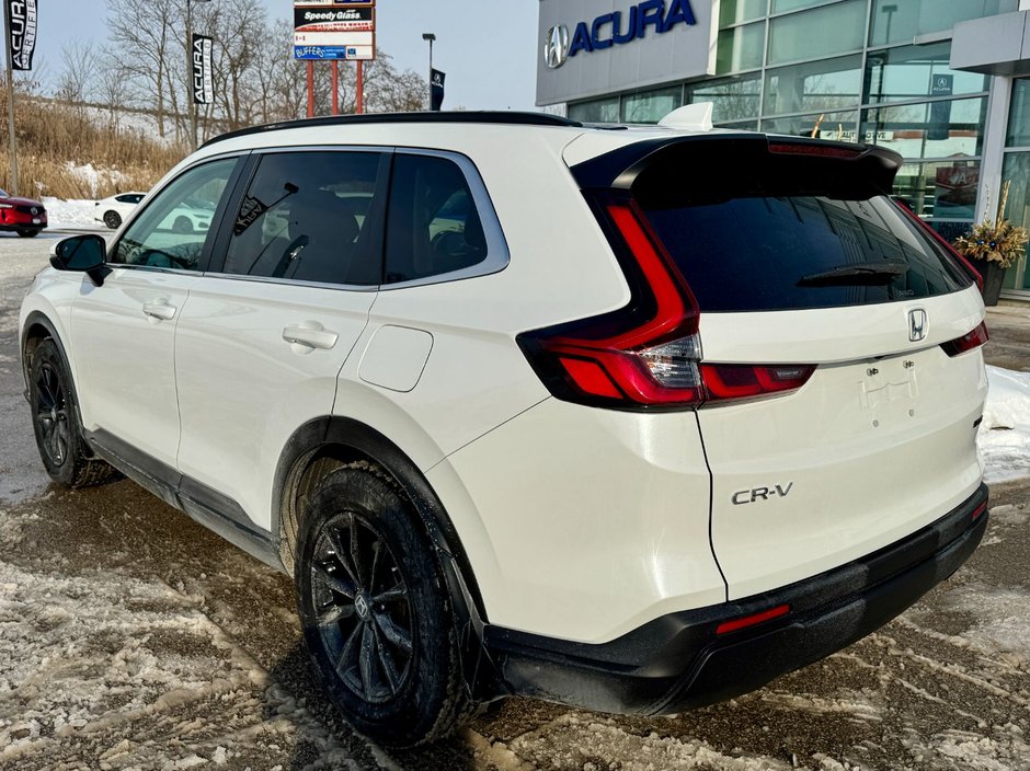 2023 Honda CR-V-8