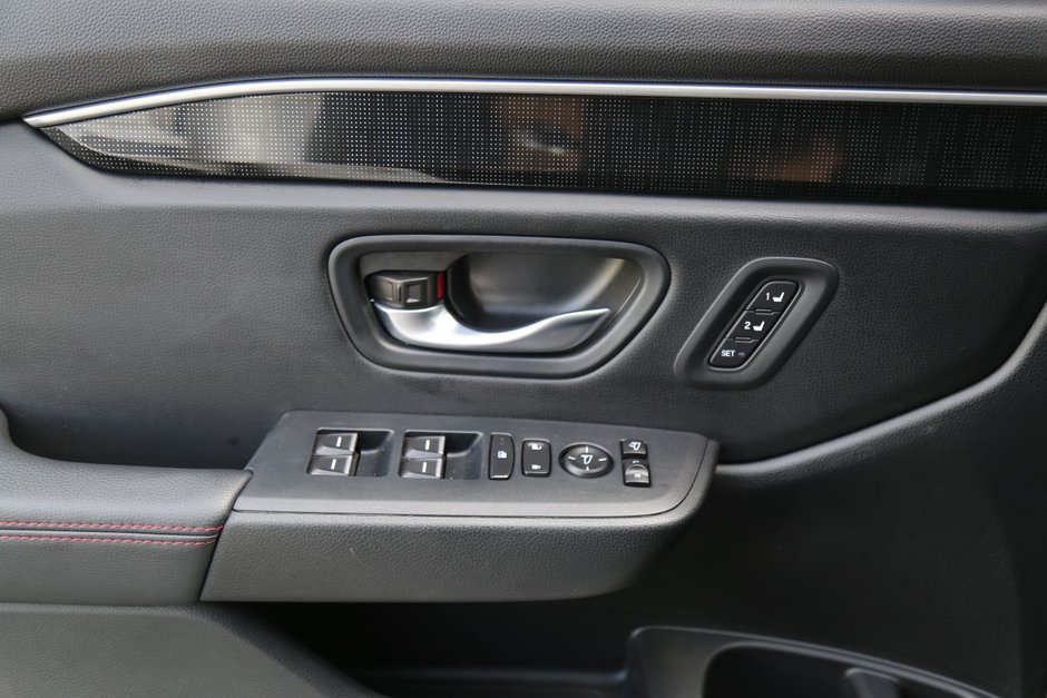 2025 Honda Pilot Black Edition-15
