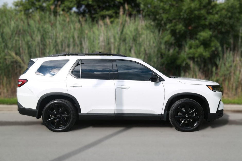2025 Honda Pilot Black Edition-10