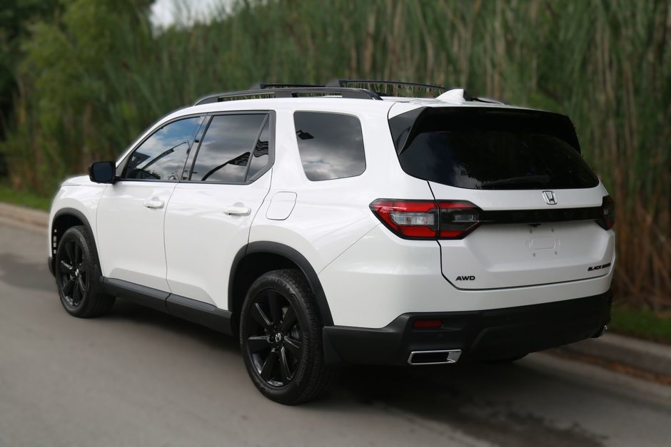 2025 Honda Pilot Black Edition-2