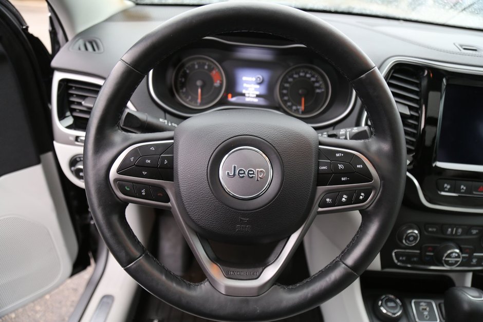 2019 Jeep Cherokee Limited-5