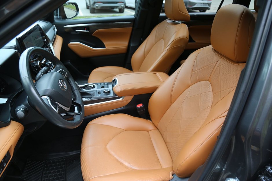 2023 Toyota Highlander-16