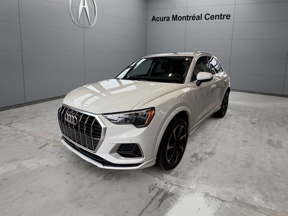 Audi Q3 Progressiv 2023 à Montreal, Québec - w940px