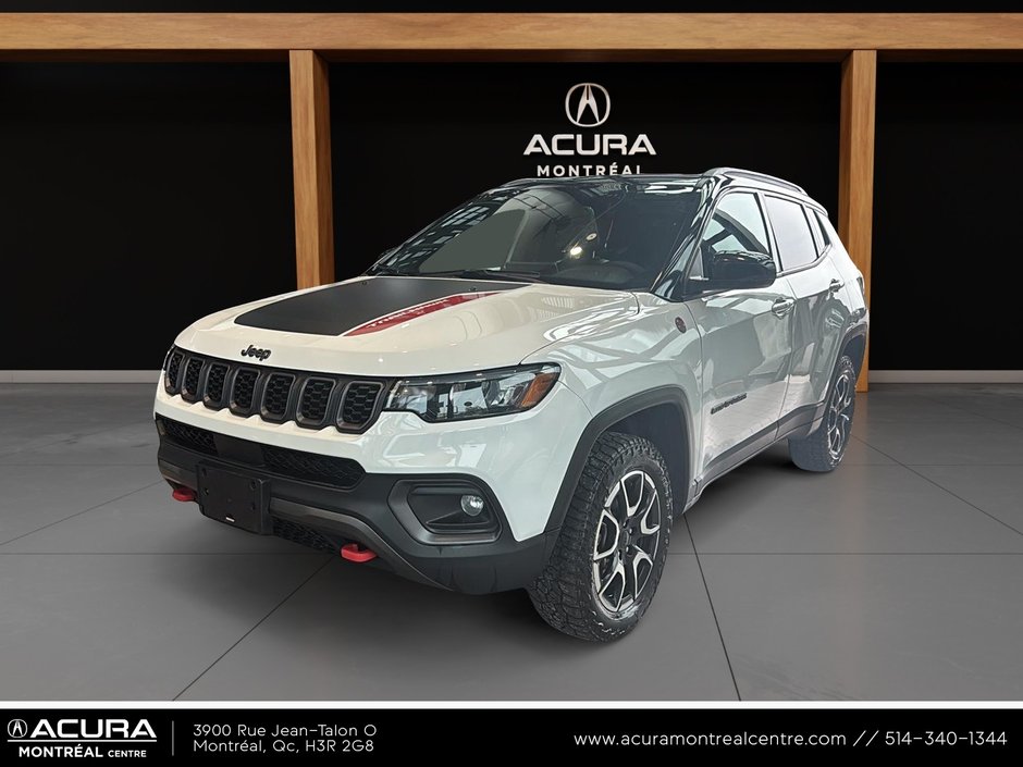 Jeep Compass Trailhawk 2024 à Montreal, Québec - w940px