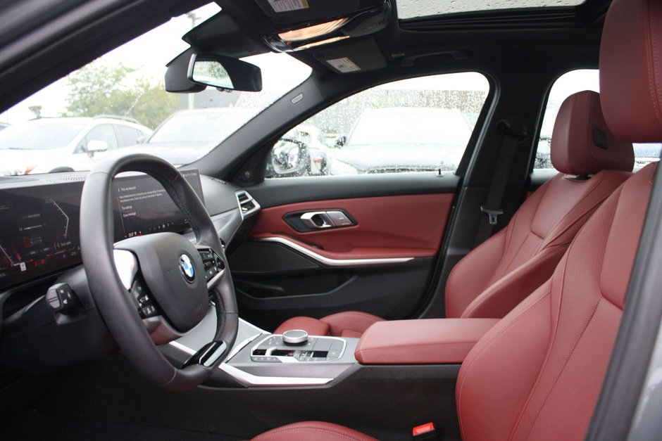 2025 BMW 3 Series 330i xDrive-11
