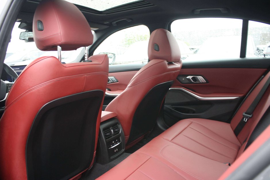 2025 BMW 3 Series 330i xDrive-7