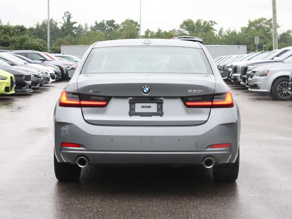 2025 BMW 3 Series 330i xDrive-4
