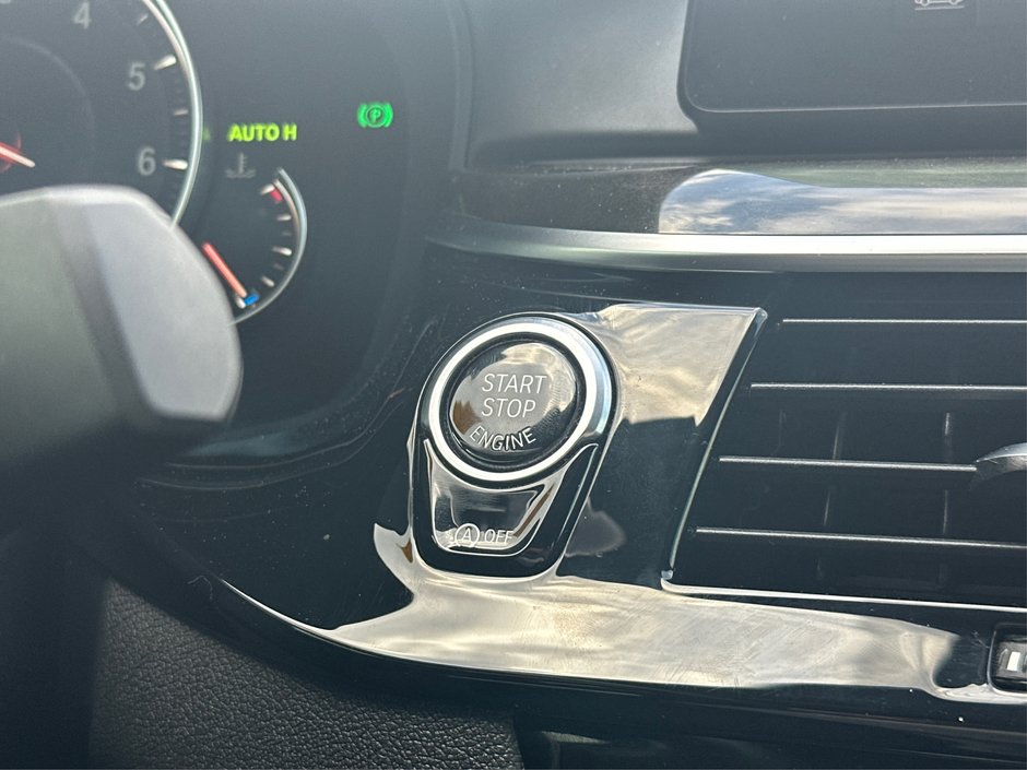 2018 BMW 5 Series M550i xDrive-19