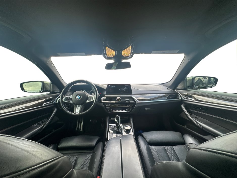2018 BMW 5 Series M550i xDrive-16