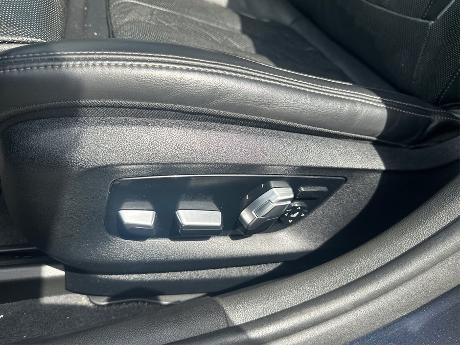 2018 BMW 5 Series M550i xDrive-14