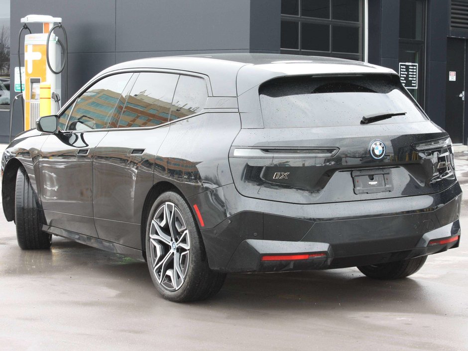 2024 BMW iX M60-4
