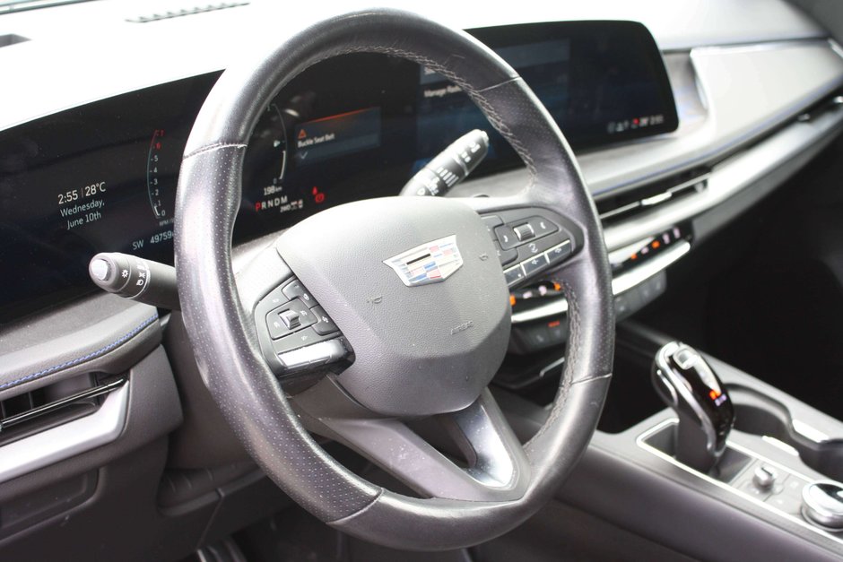 2024 Cadillac XT4 Sport-12
