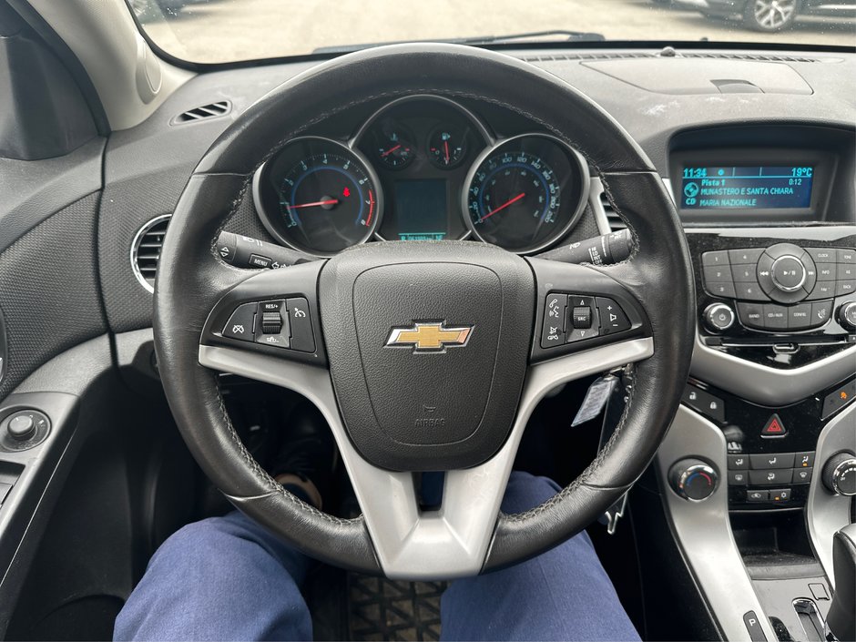 2013 Chevrolet Cruze LT Turbo-13