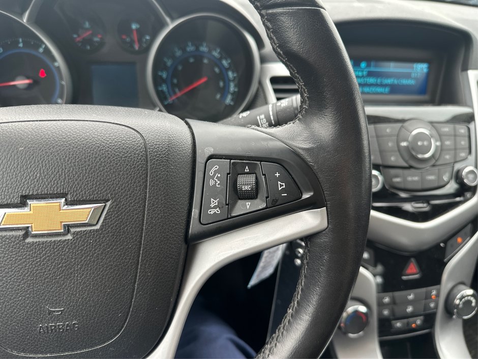 2013 Chevrolet Cruze LT Turbo-22
